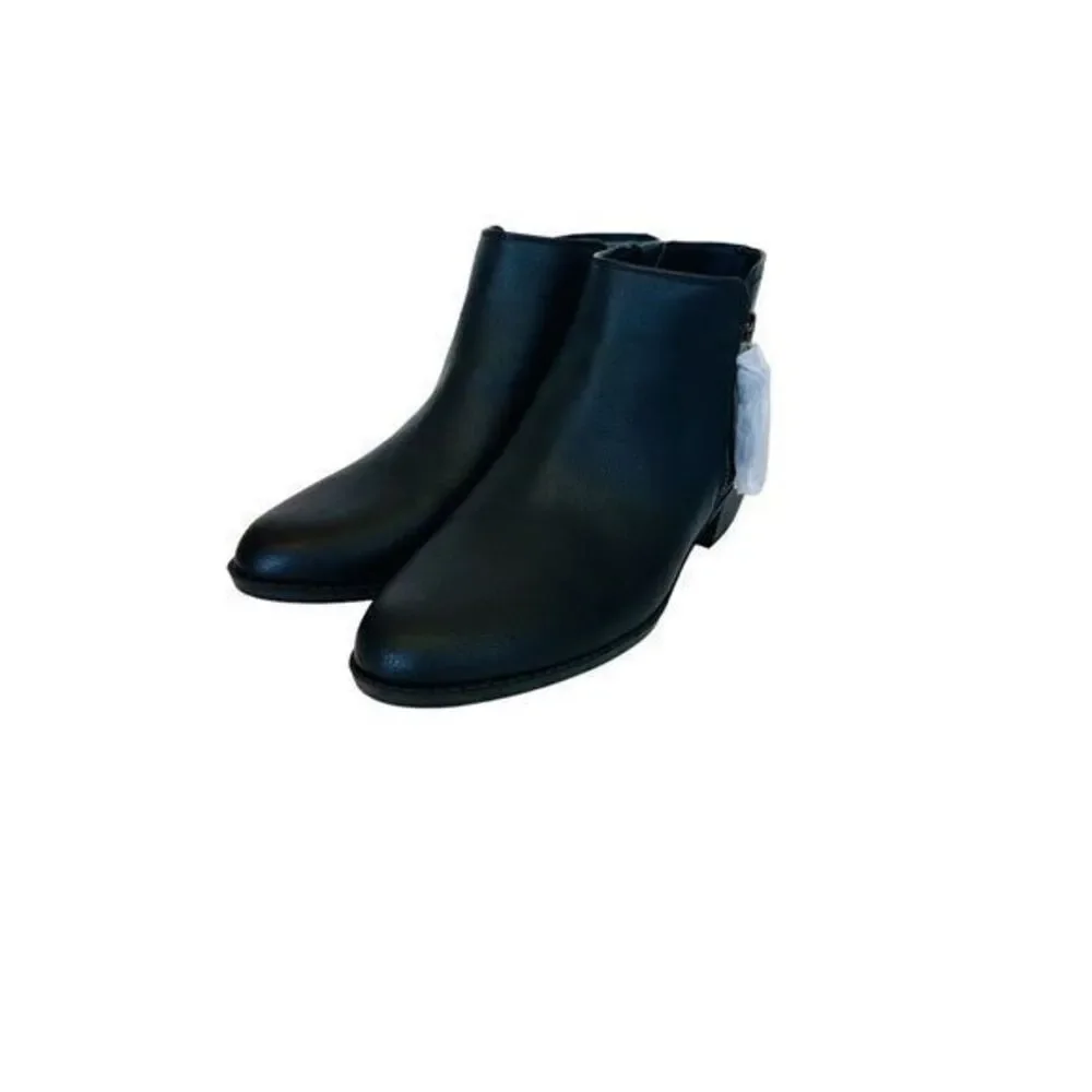 ZODIAC Val Western‎ Bootie Black Faux Leather Women's Sz 9M Low Stacked Heel NWB